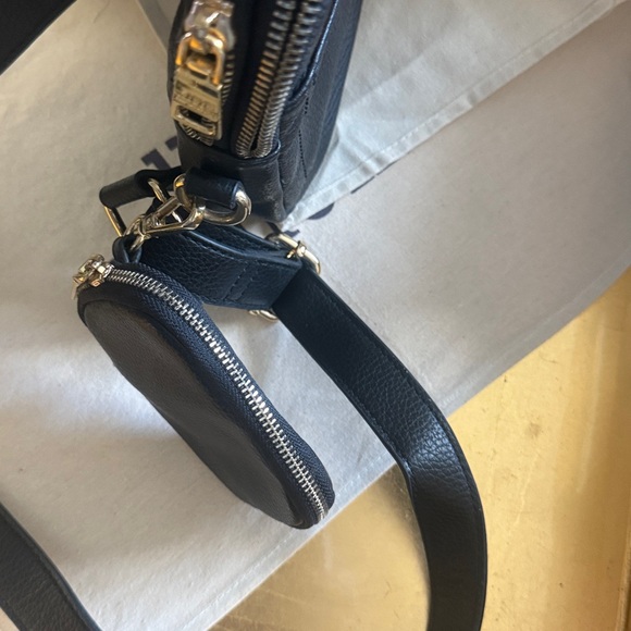 Unisex Crossbody clutch - Picture 4 of 7